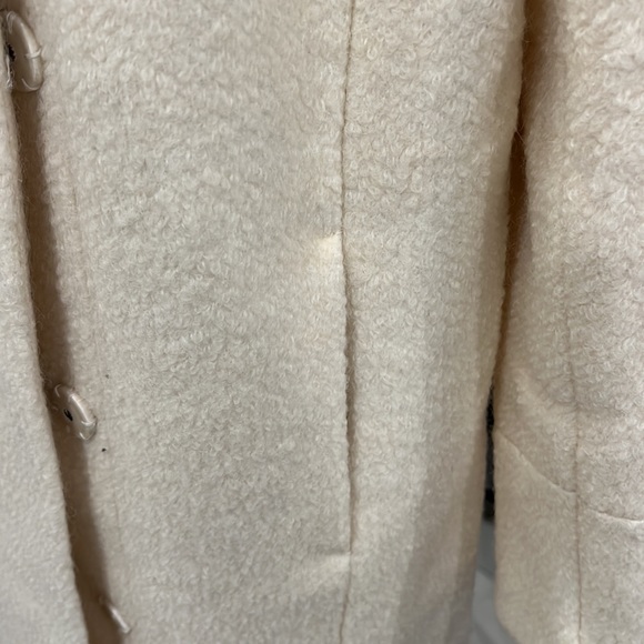 Cream boucle coat - Picture 5 of 12